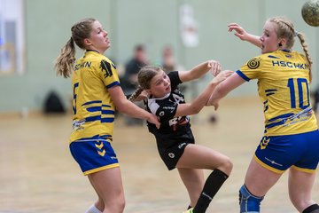 Bild 112 - wCJ SV Henstedt Ulzburg - HSG Herzhorn/Kollmar/Neuendorf : Ergebnis: 35:29